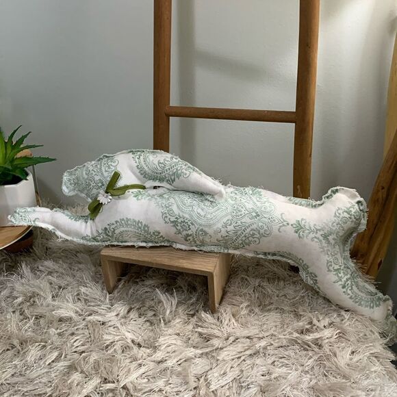 Handmade Cottage-core Country Distressed Edge Style Rabbit Throw Accent Pillow - Picture 1 of 16